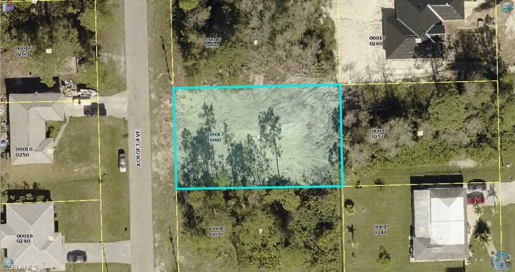 1022 Acroft AVE LEHIGH ACRES, FL 33971