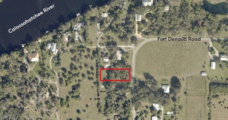 2060 Fort Denaud RD FORT DENAUD, FL 33935