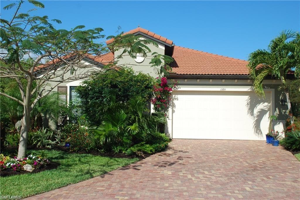 1393 Redona WAY NAPLES, FL 34113