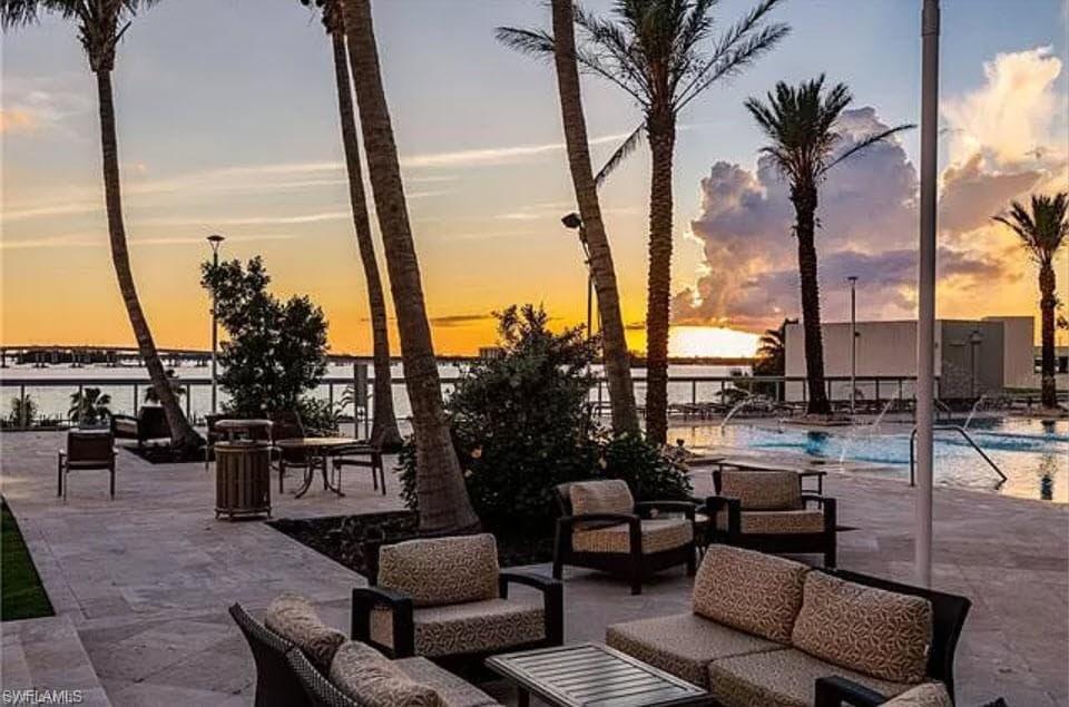 3000 Oasis Grand BLVD 401 FORT MYERS, FL 33916