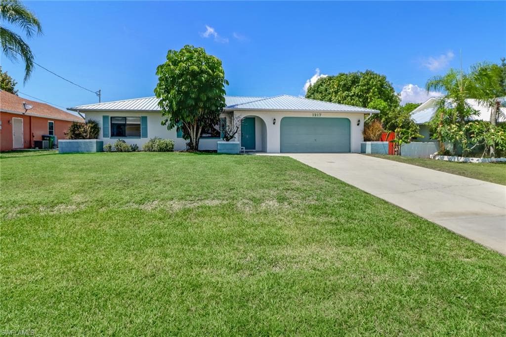 1217 SW 11th ST CAPE CORAL, FL 33991
