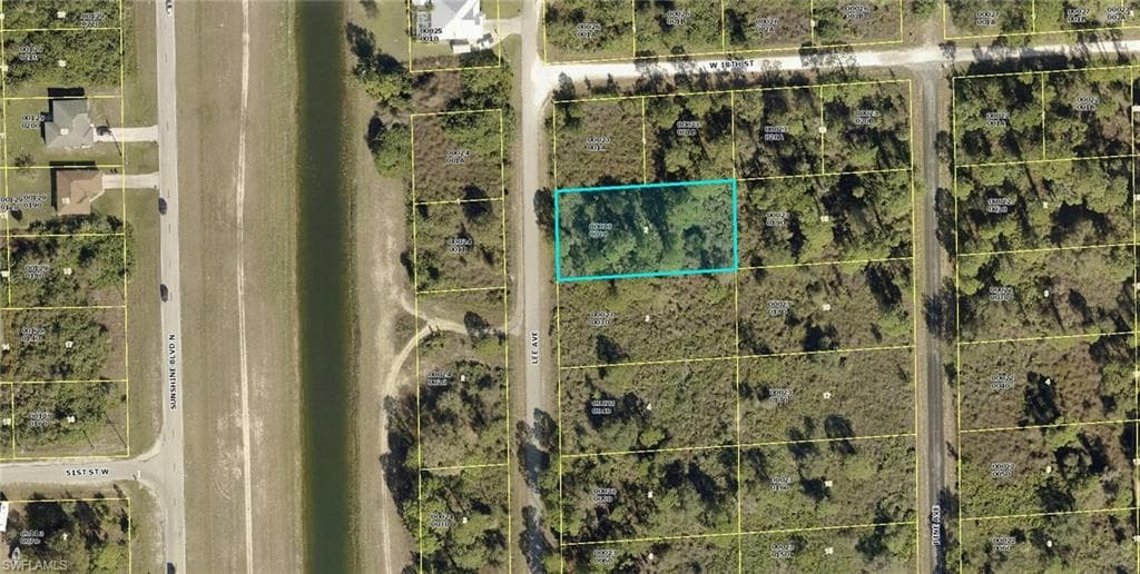 1716 Lee AVE LEHIGH ACRES, FL 33972