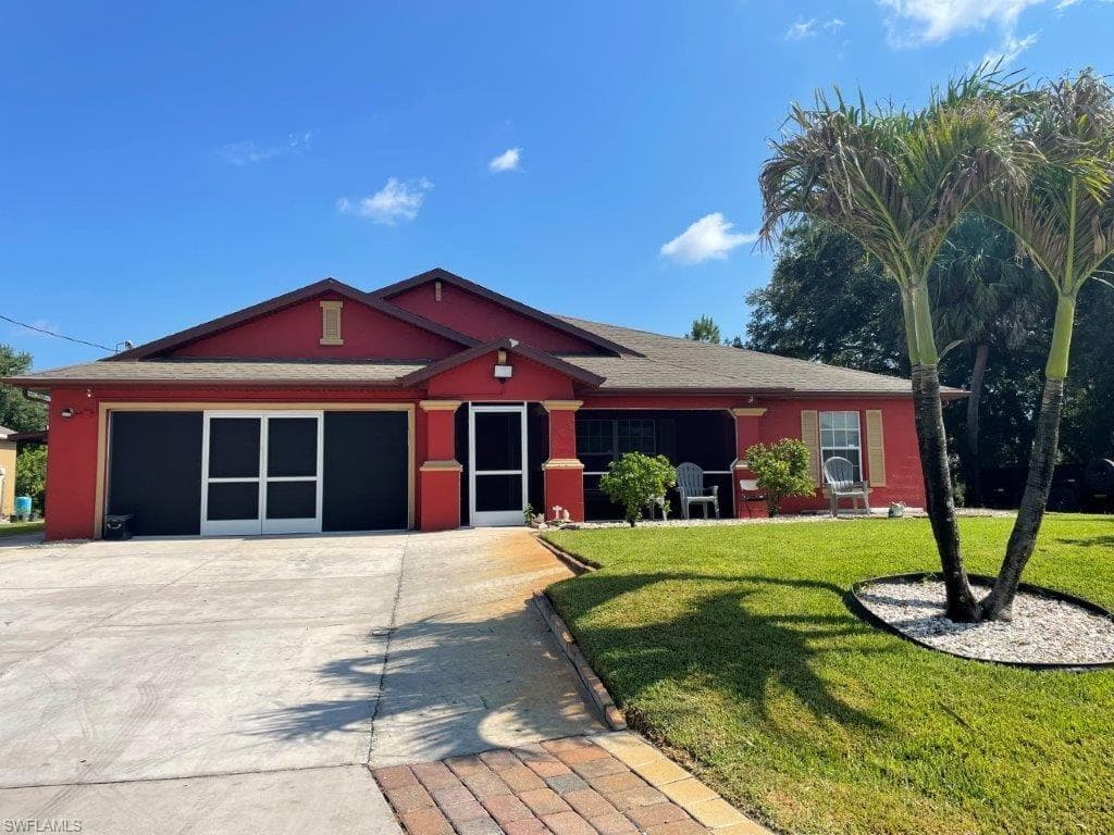 2812 44th ST SW LEHIGH ACRES, FL 33976