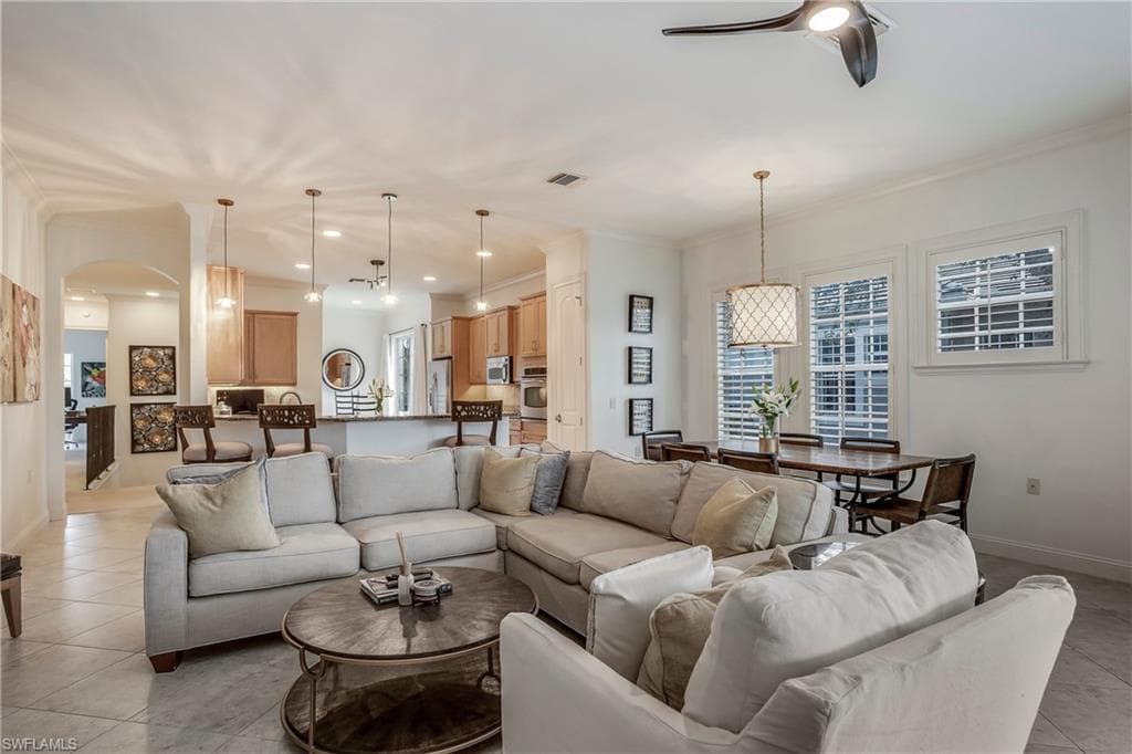 1325 Remington WAY 2201 NAPLES, FL 34110