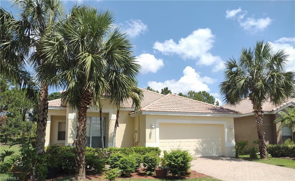 2338 Bainmar DR LEHIGH ACRES, FL 33973