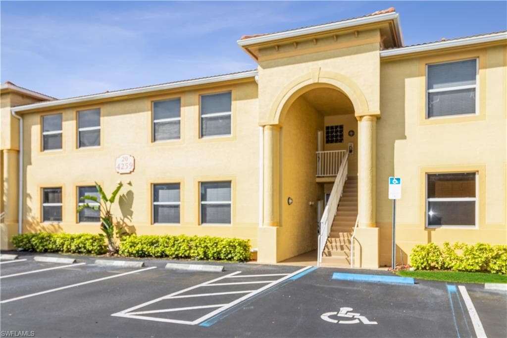 4259 Bellasol CIR 2013 FORT MYERS, FL 33916