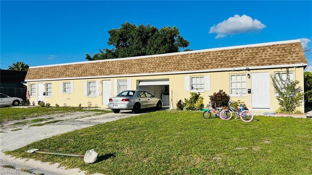 6615-6621 Warwick CIR FORT MYERS, FL 33919