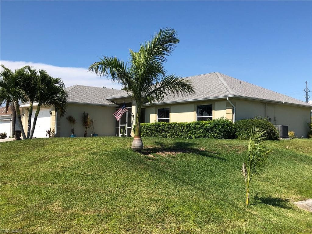 201 NW 24th PL CAPE CORAL, FL 33993