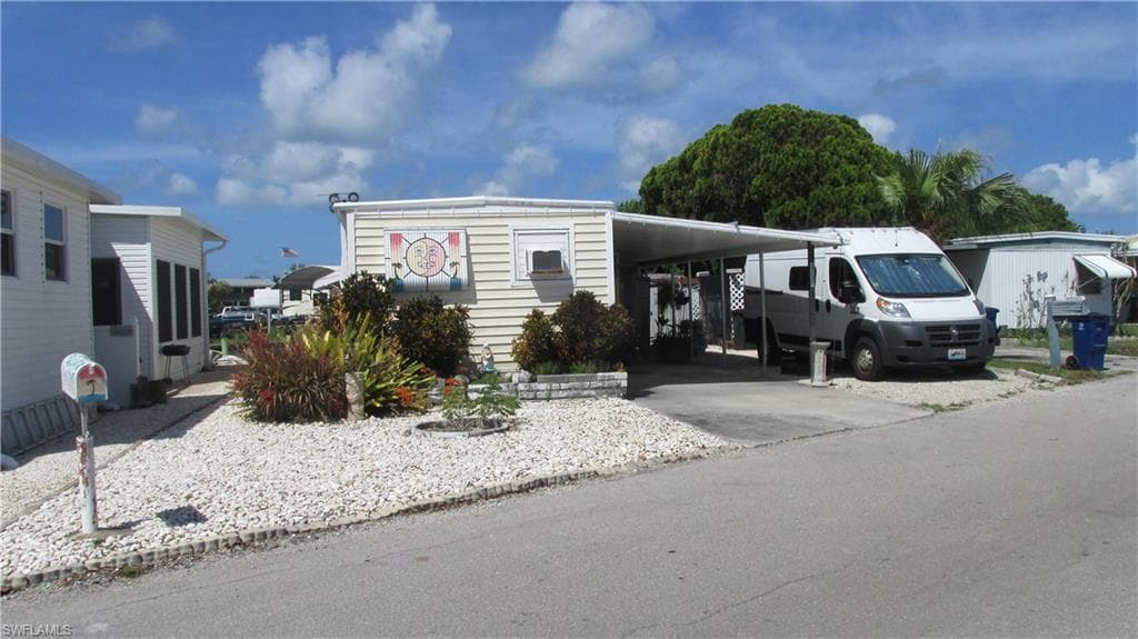 3733 Cherry LN ST. JAMES CITY, FL 33956