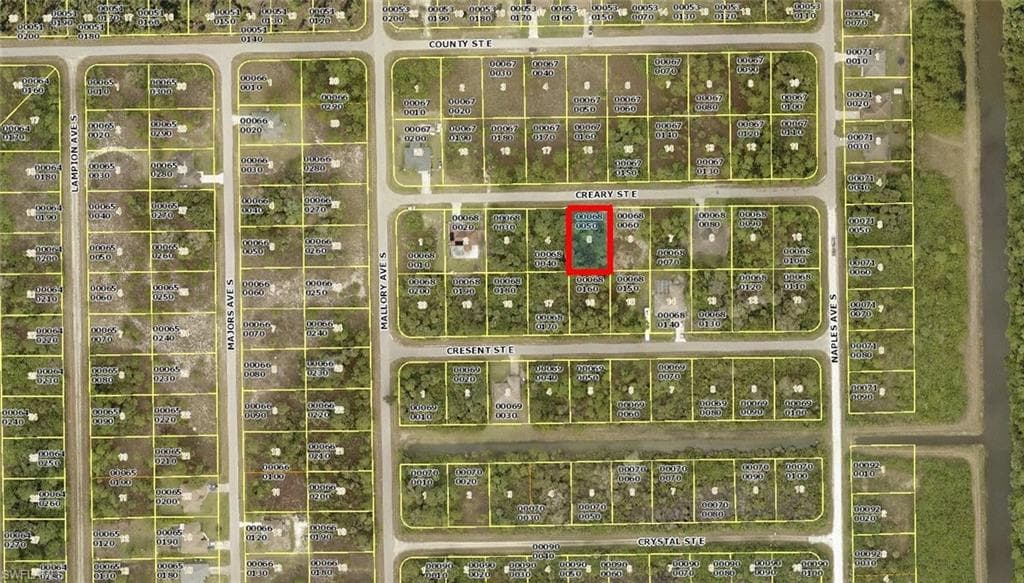 1242 Creary ST E LEHIGH ACRES, FL 33974