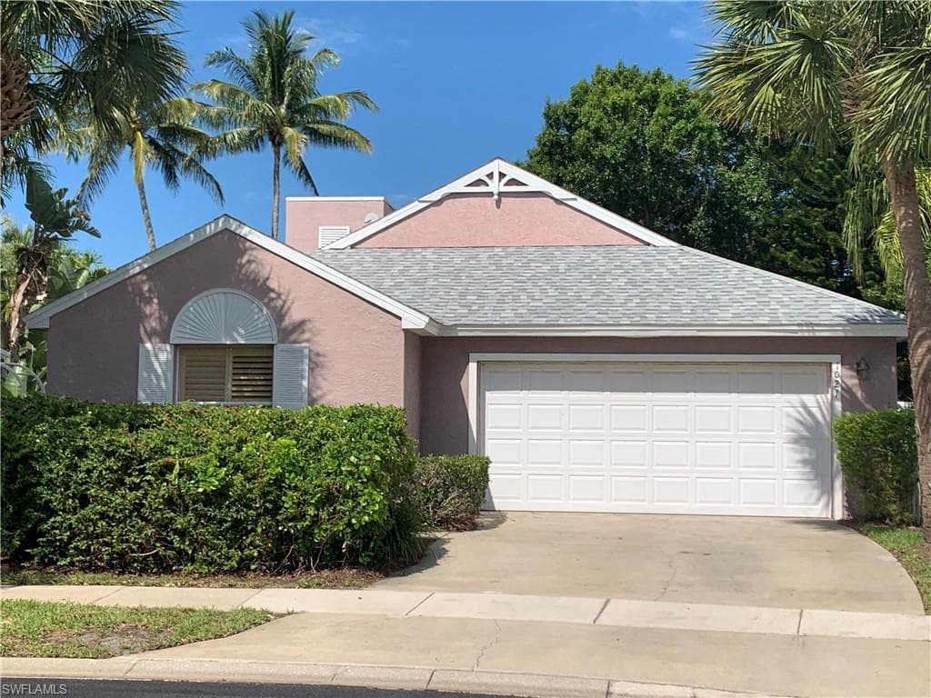1021 Silverstrand DR NAPLES, FL 34110