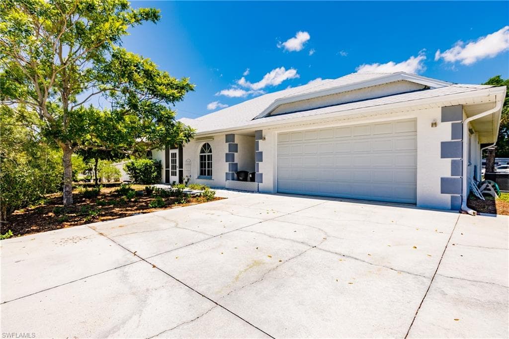 17568 Braddock RD FORT MYERS, FL 33967