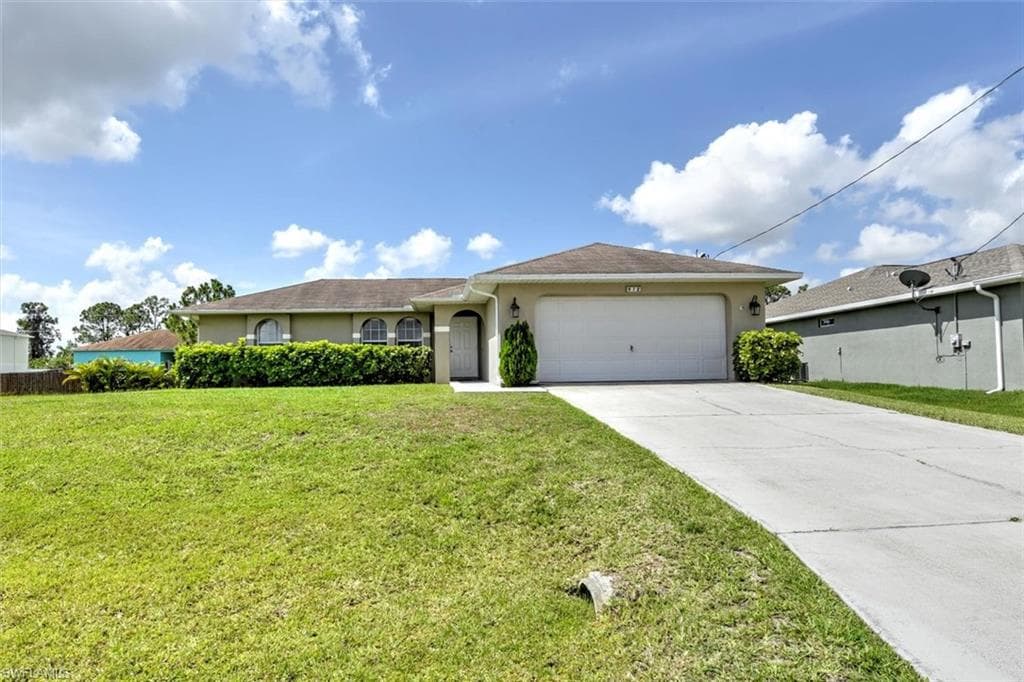 912 NE 32nd ST CAPE CORAL, FL 33909