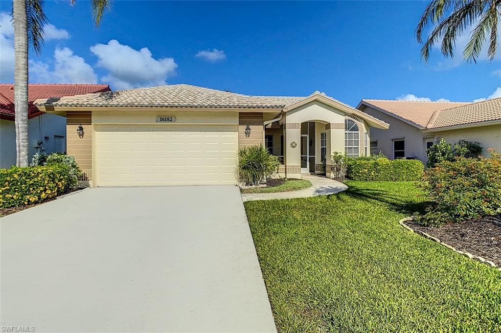 16182 Kelly Woods DR FORT MYERS, FL 33908