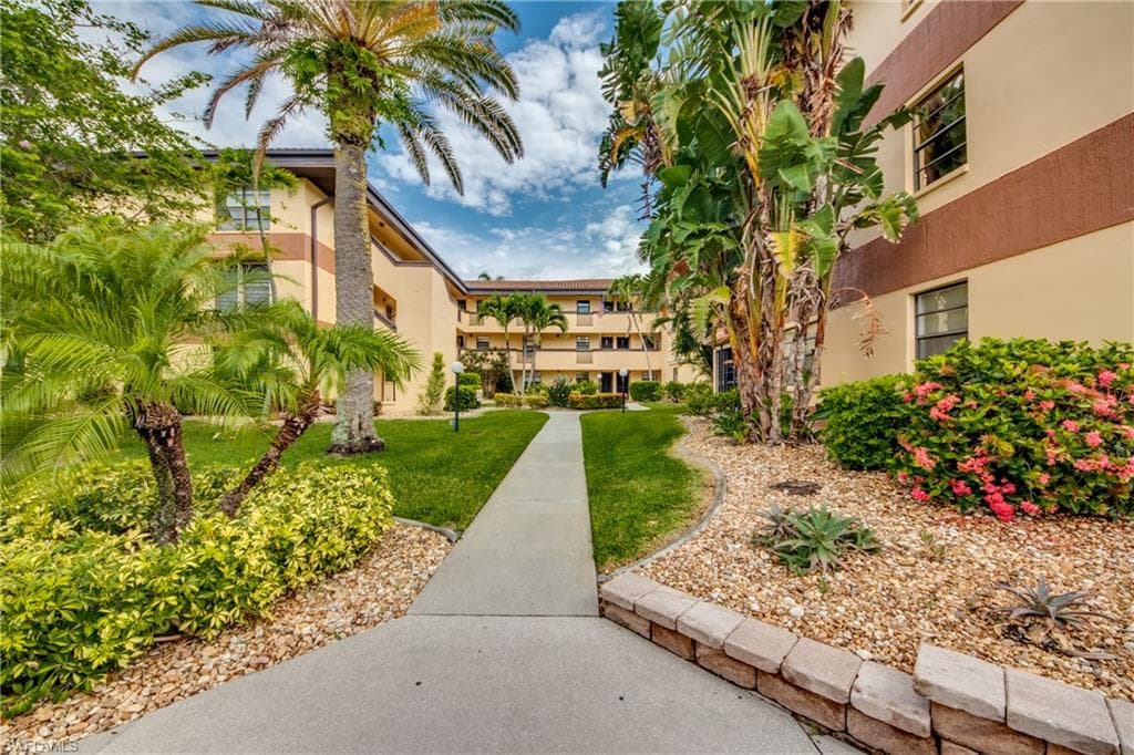 6110 Whiskey Creek DR 212 FORT MYERS, FL 33919