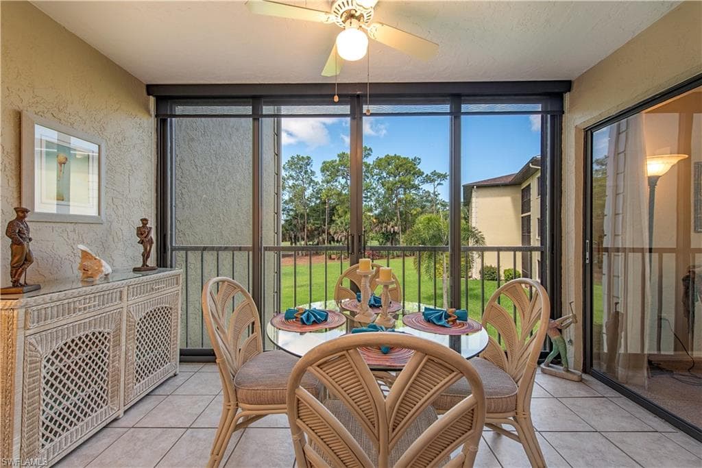 221 Fox Glen DR 2210 NAPLES, FL 34104