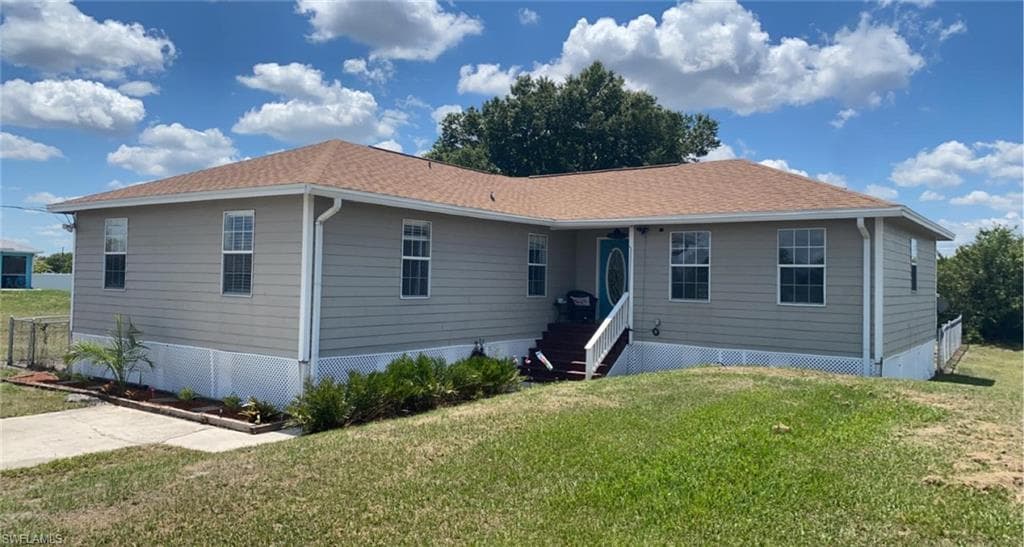 2619 44th ST SW LEHIGH ACRES, FL 33976