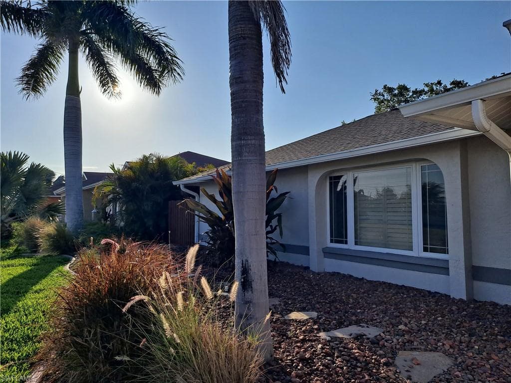 629 NW 15th ST CAPE CORAL, FL 33993