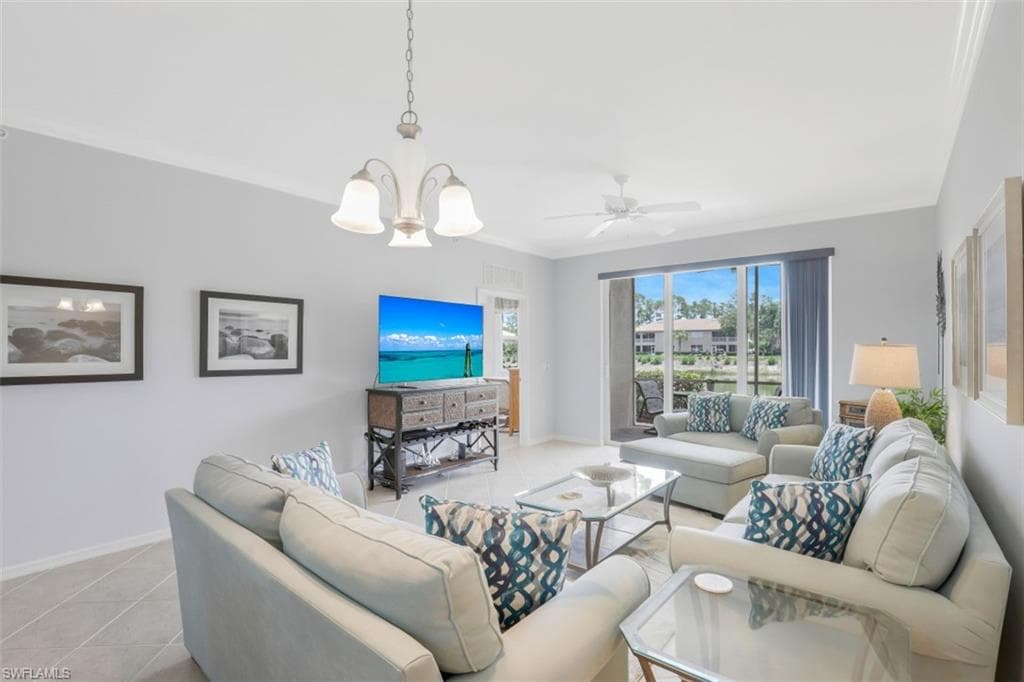 3993 Bishopwood CT E 9-102 NAPLES, FL 34114