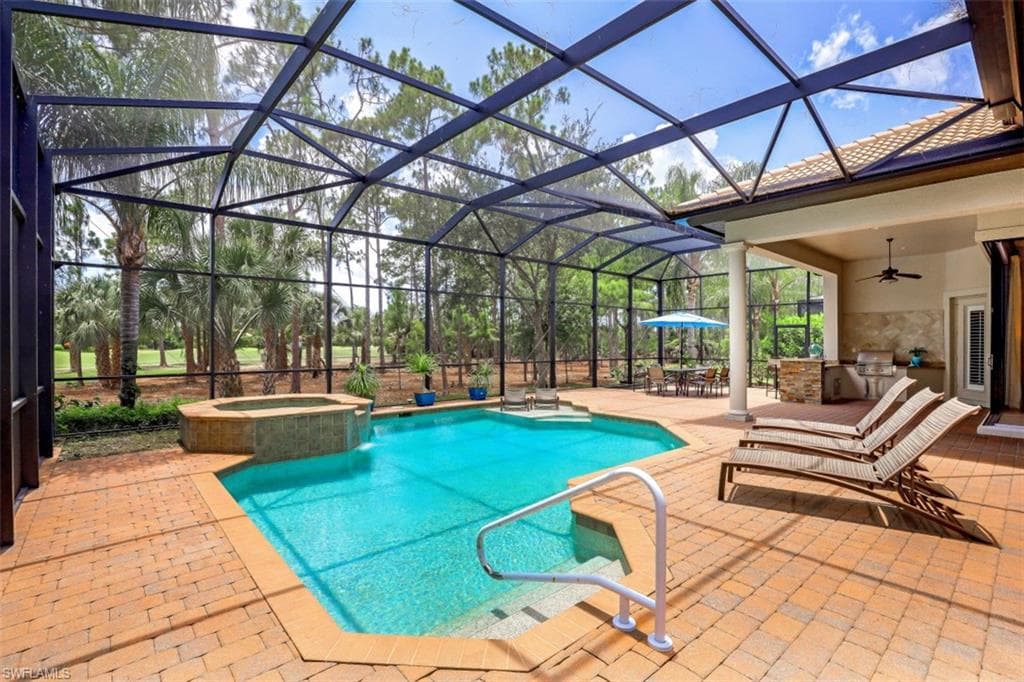 7413 Byrons WAY NAPLES, FL 34113