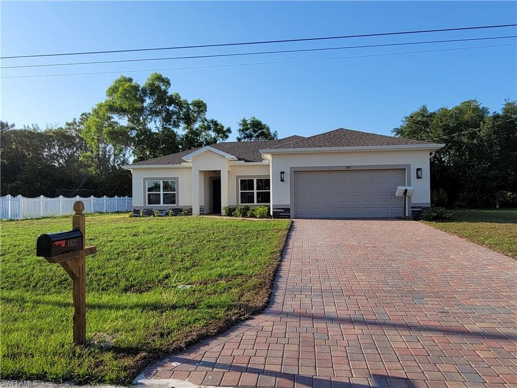 1821 SW 10th TER CAPE CORAL, FL 33991