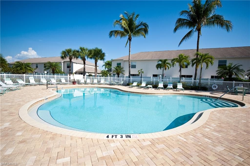 3003 Palmetto Oakc DR 106 FORT MYERS, FL 33916