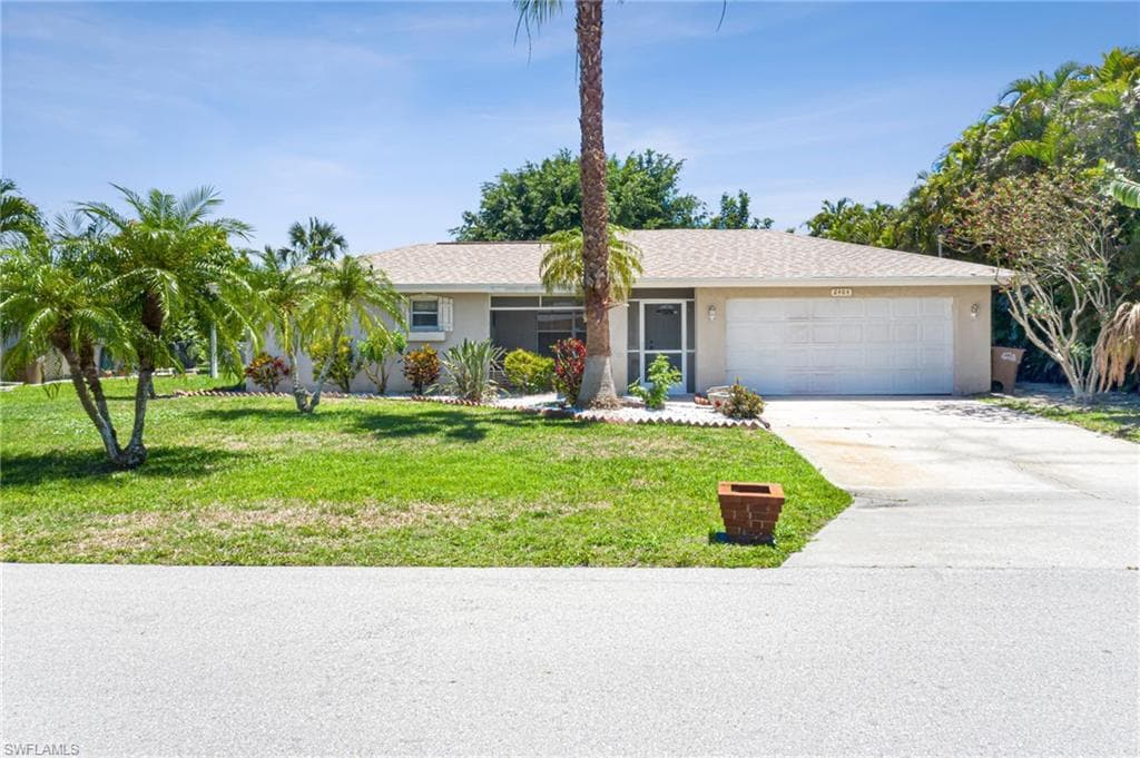 2404 SE 16th ST CAPE CORAL, FL 33990