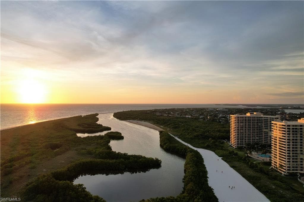 440 Seaview CT 1402 MARCO ISLAND, FL 34145