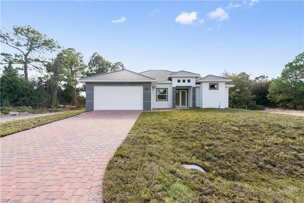 3407 2nd ST SW LEHIGH ACRES, FL 33976