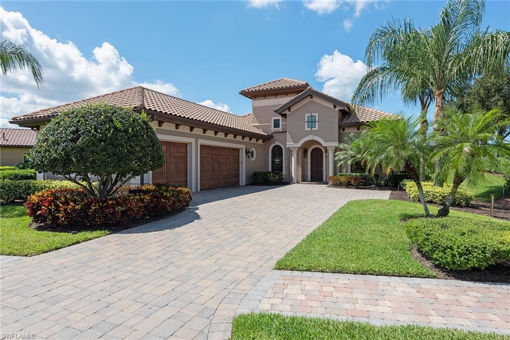 6365 Serano WAY NAPLES, FL 34113