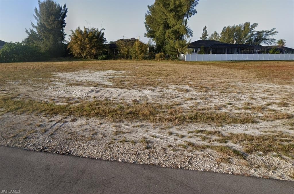 3528 Ceitus CAPE CORAL, FL 33991