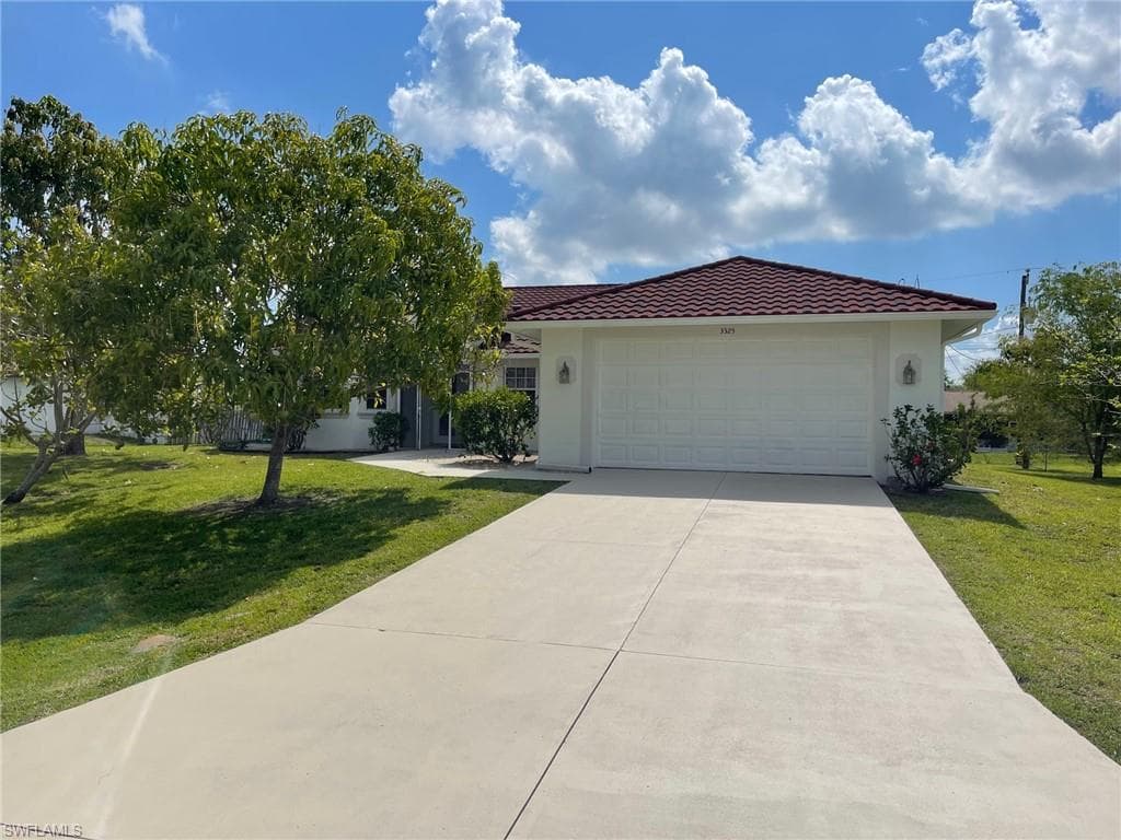 3525 SW 8th PL CAPE CORAL, FL 33914