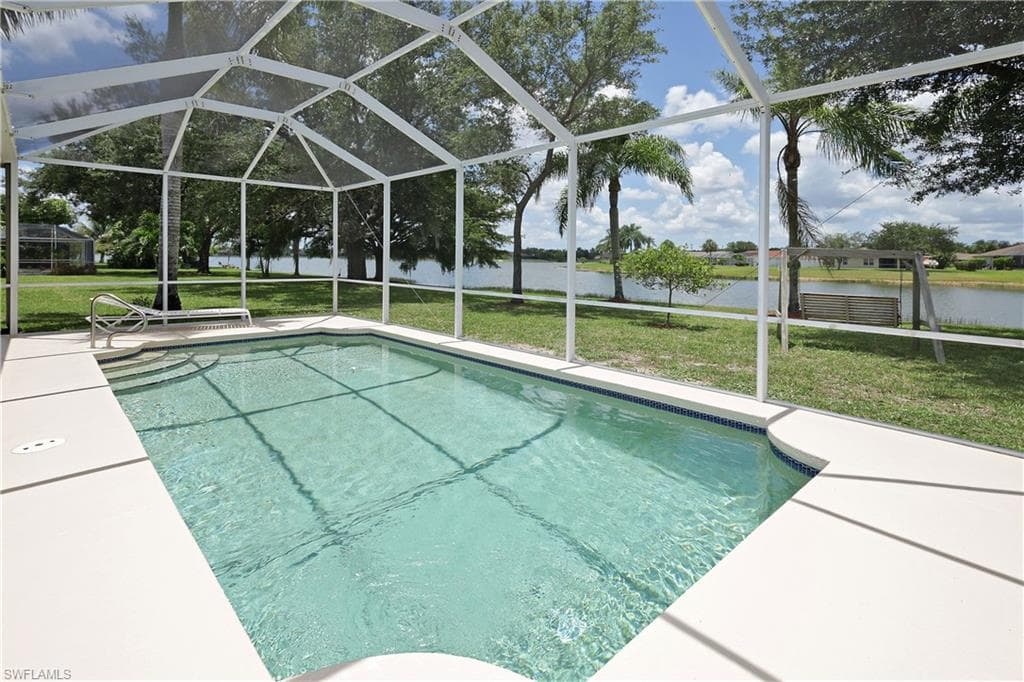 880 Summerfield DR NAPLES, FL 34120