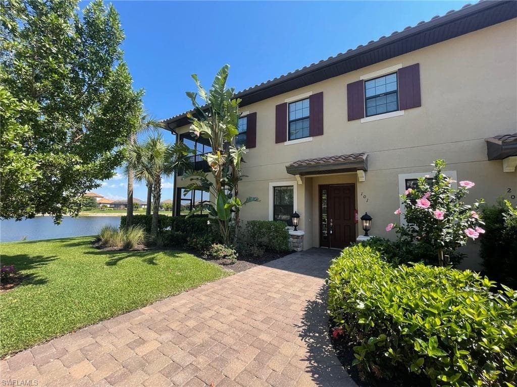 9685 Montelanico LOOP 101 NAPLES, FL 34119