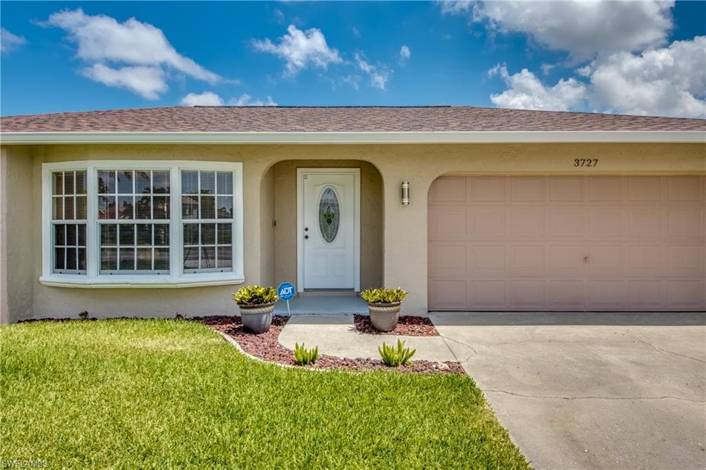 3727 Ceitus PKY CAPE CORAL, FL 33991