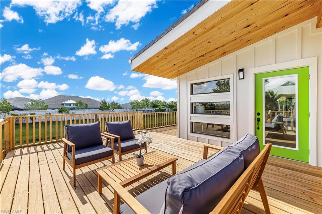 3262 Andrews AVE NAPLES, FL 34112
