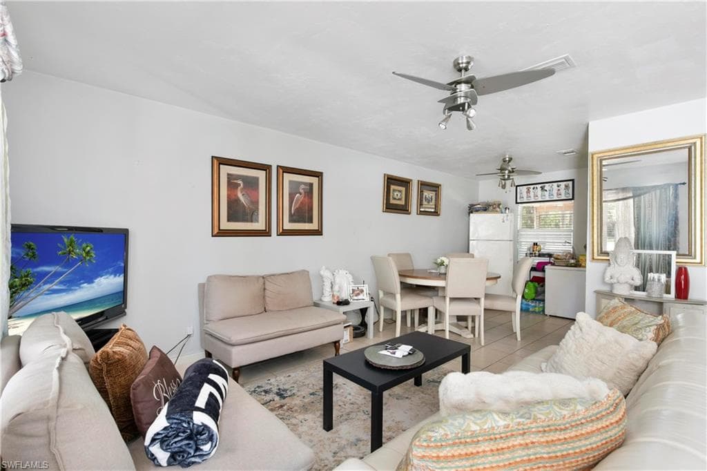 1721 Golden Gate BLVD W NAPLES, FL 34120