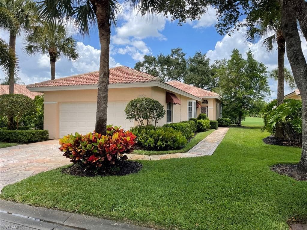 13591 Southampton DR BONITA SPRINGS, FL 34135