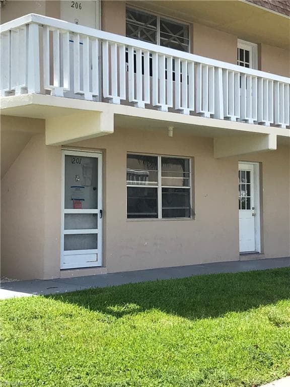 1062 Hartley AVE 201 MARCO ISLAND, FL 34145