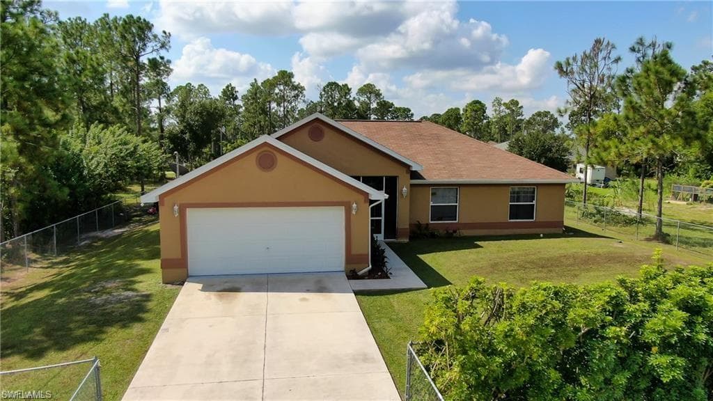3815 Sunset RD LEHIGH ACRES, FL 33971