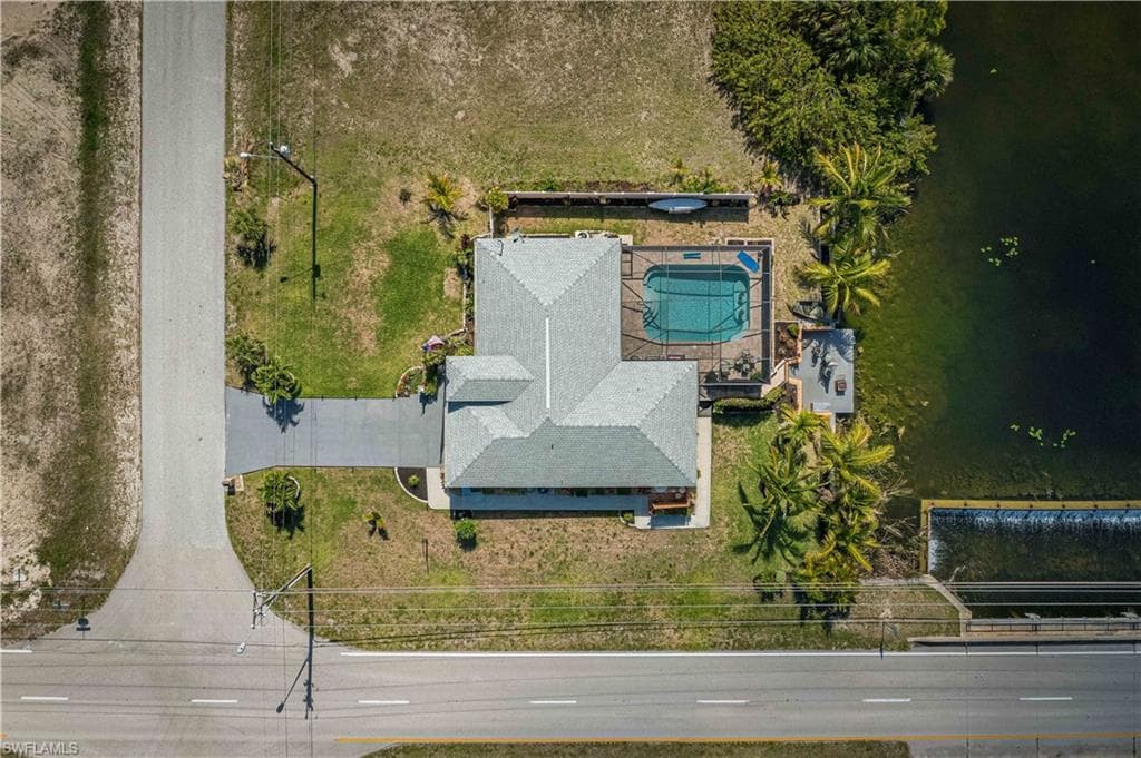 1528 NW 17th TER CAPE CORAL, FL 33993