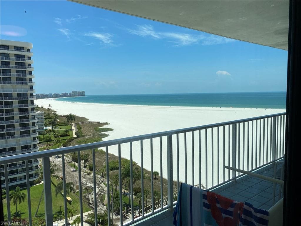 320 Seaview CT 1209 MARCO ISLAND, FL 34145