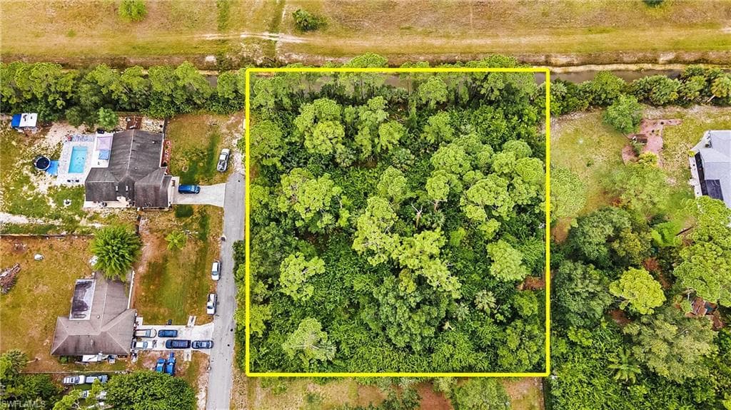 409 Greenwood AVE LEHIGH ACRES, FL 33972
