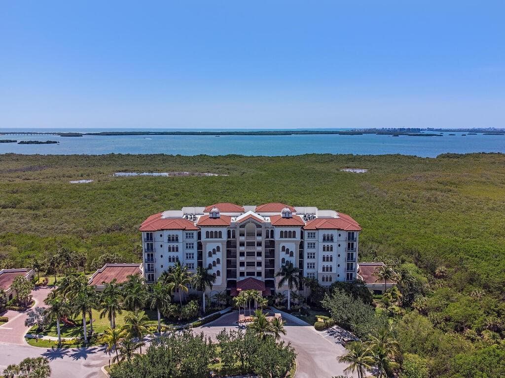 24001 Via Castella DR 3304 BONITA SPRINGS, FL 34134