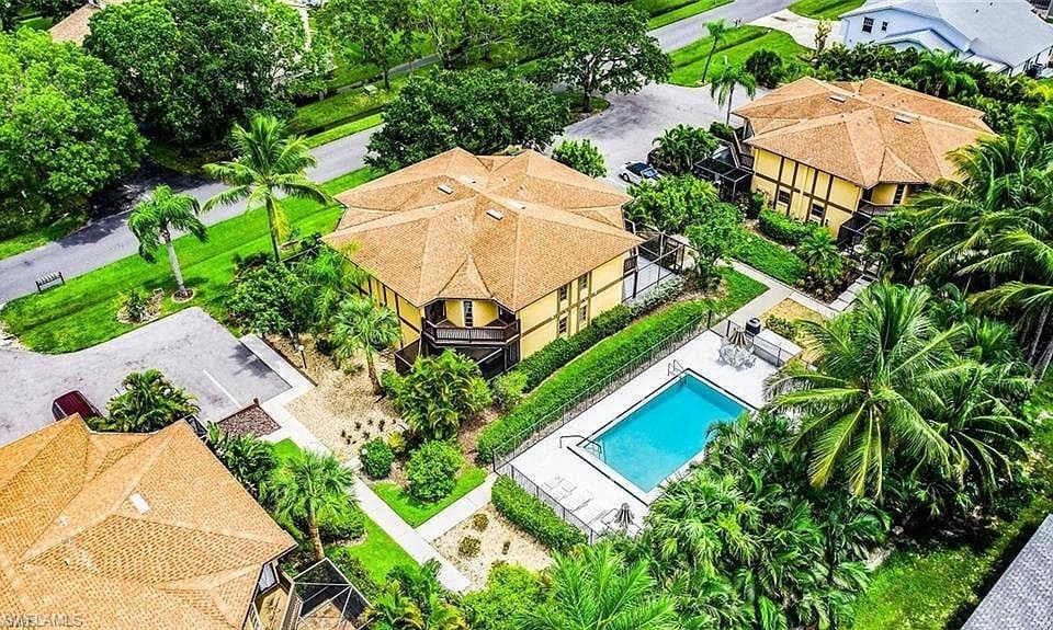 13539 Siesta Pines CT FORT MYERS, FL 33908