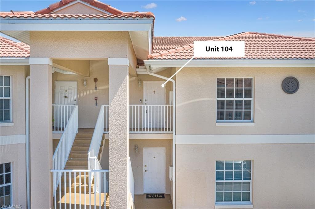 8555 Bernwood Cove LOOP FORT MYERS, FL 33966