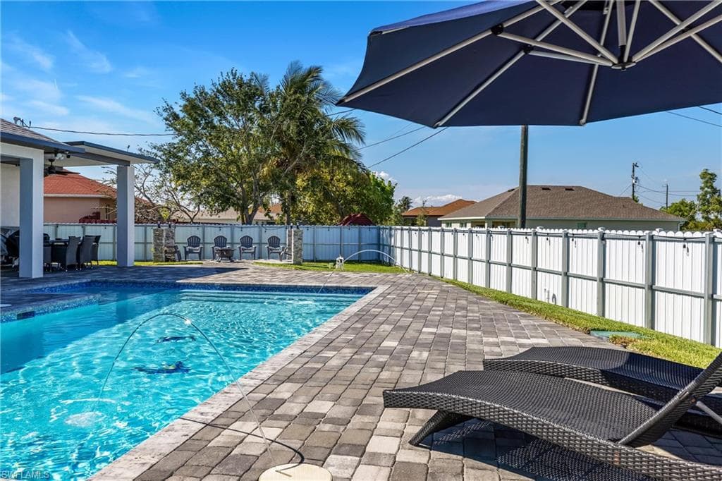 217 SW 10th PL CAPE CORAL, FL 33991