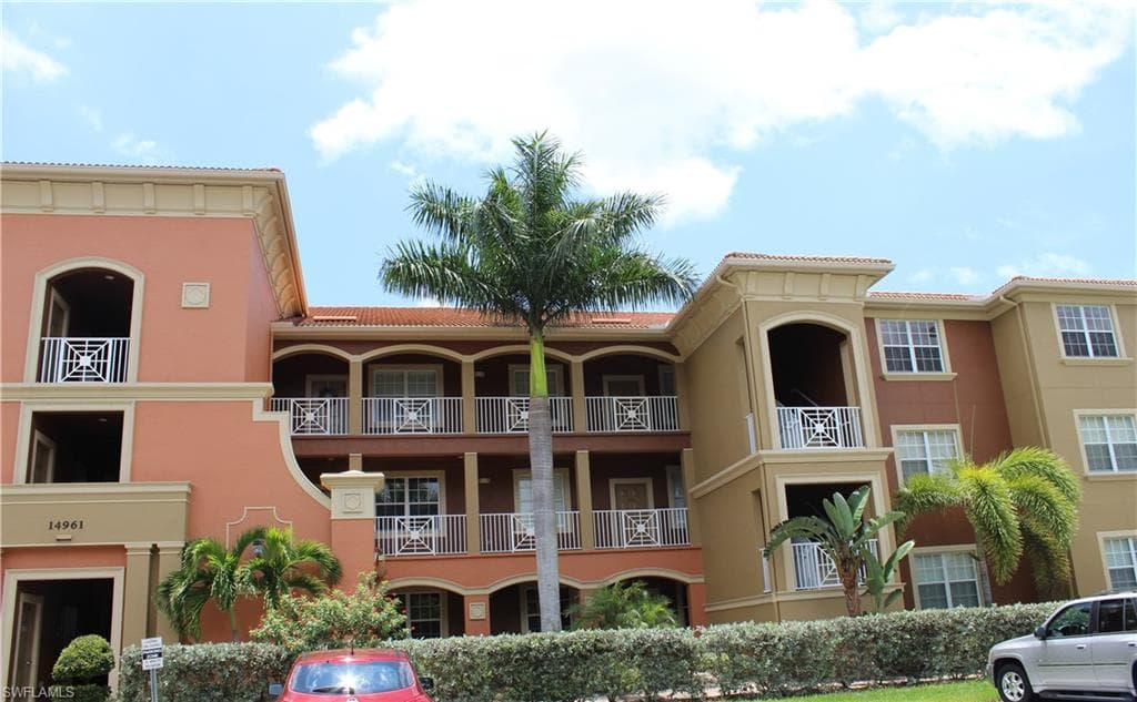 14961 Reflection Key CIR 424 FORT MYERS, FL 33907