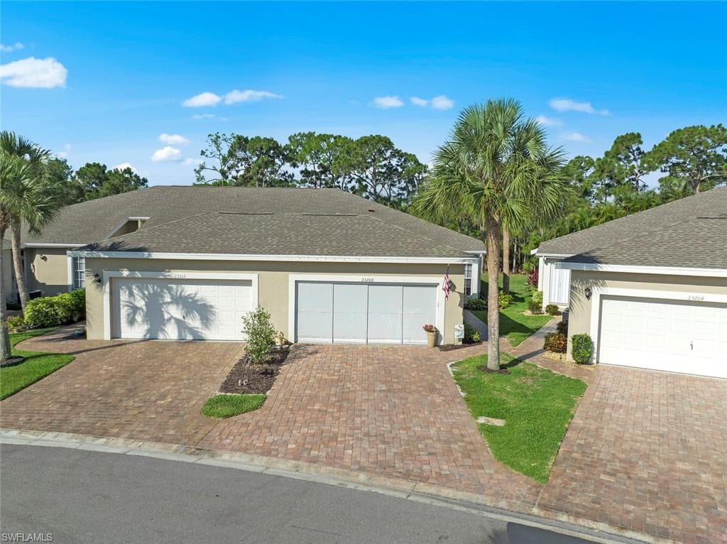 23208 Grassy Pine DR ESTERO, FL 33928