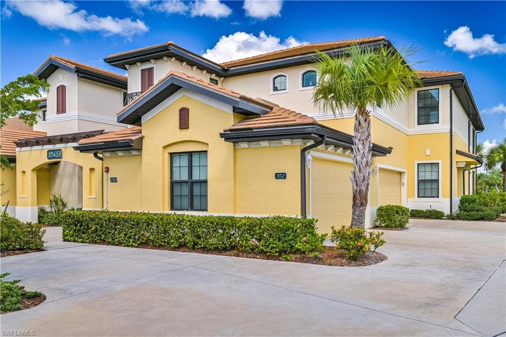 10458 Casella WAY 202 FORT MYERS, FL 33913